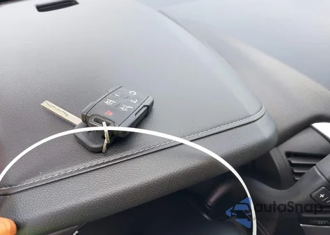 2017 Chevrolet Tahoe C1500 Lt z USA, uszkodzony, nr VIN 1GNSCBKC9HR393482